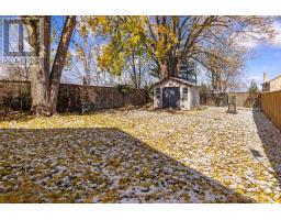 208 VICTORIA AVENUE E - 33