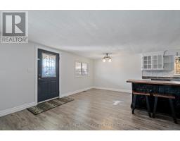 208 VICTORIA AVENUE E - 5