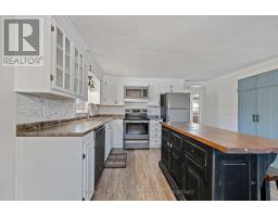 208 VICTORIA AVENUE E - 7