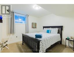 22 WONDERGROVE COURT - 43