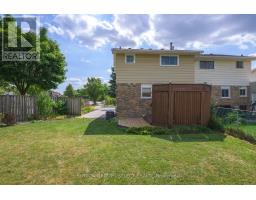 96 ELVIRA CRESCENT - 11