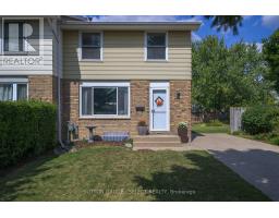 96 ELVIRA CRESCENT - 4