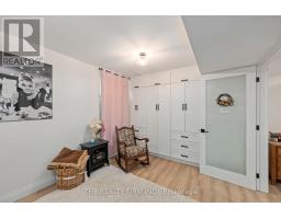 179 VALLEYVIEW DRIVE - 12