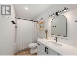 179 VALLEYVIEW DRIVE - 22