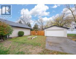 179 VALLEYVIEW DRIVE - 32