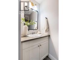 2180 YELLOWBIRCH PLACE - 18