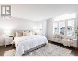 2180 YELLOWBIRCH PLACE - 27