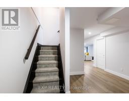 2180 YELLOWBIRCH PLACE - 38