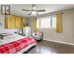 195989 19TH LINE - 16