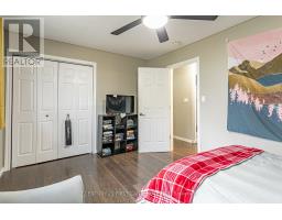 195989 19TH LINE - 17