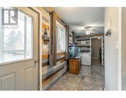 195989 19TH LINE - 22