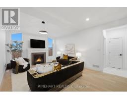 37 EVYLEAN COURT - 13