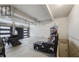 37 EVYLEAN COURT - 24