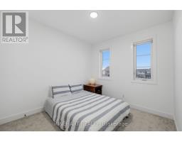 37 EVYLEAN COURT - 40