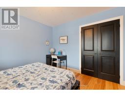 2347 YELLOWBIRCH COURT - 31