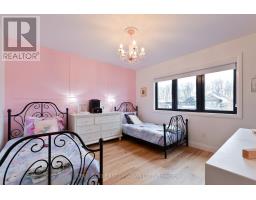 2347 YELLOWBIRCH COURT - 34