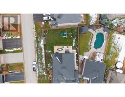 2347 YELLOWBIRCH COURT - 43