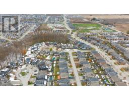 2347 YELLOWBIRCH COURT - 45