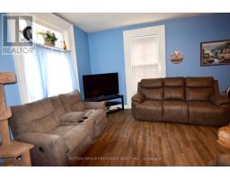 246 ELIZABETH STREET - 3