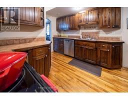 50 HIGH STREET W - 12