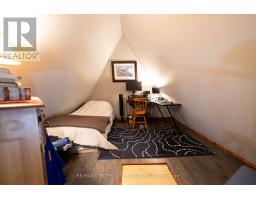 50 HIGH STREET W - 27