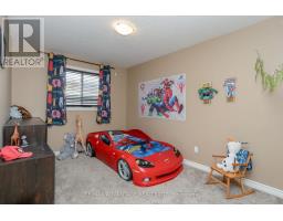 78 HUMMINGBIRD LANE - 21