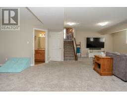 78 HUMMINGBIRD LANE - 35