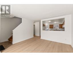 18 - 320 WESTMINSTER AVENUE - 6