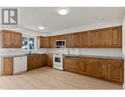 18 - 320 WESTMINSTER AVENUE - 8