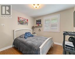 210 CHALET CRESCENT - 21