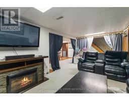 210 CHALET CRESCENT - 26