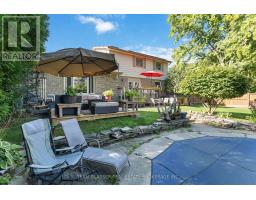 210 CHALET CRESCENT - 34