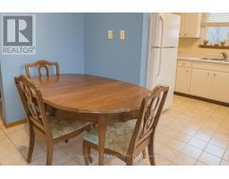 76 DUDLEY CRESCENT - 7