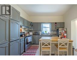 101 MALAKOFF STREET - 11