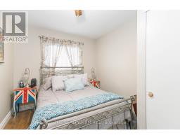 72 METCALFE CRESCENT - 13