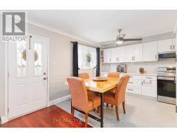 72 METCALFE CRESCENT - 6