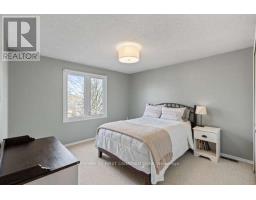 349 HIGHVIEW CRESCENT - 22