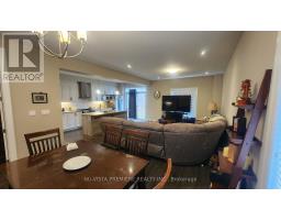 3074 TURNER CRESCENT - 18