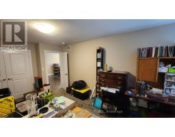 3074 TURNER CRESCENT - 28