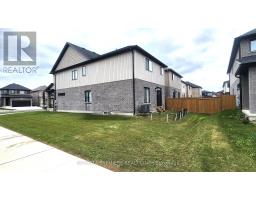 3074 TURNER CRESCENT - 6