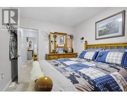 136 VICTORIA STREET - 16