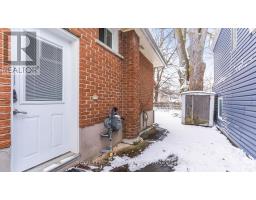 17 CLEMENS STREET - 20