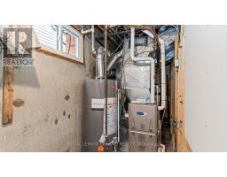 17 CLEMENS STREET - 36