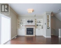 11 - 1850 BEAVERBROOK AVENUE - 11