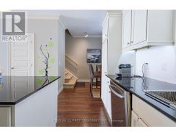 11 - 1850 BEAVERBROOK AVENUE - 18