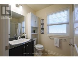 11 - 1850 BEAVERBROOK AVENUE - 23