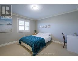 11 - 1850 BEAVERBROOK AVENUE - 26