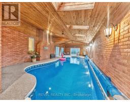 11 CRAMAR CRESCENT - 36