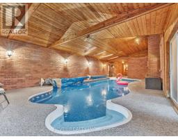 11 CRAMAR CRESCENT - 39