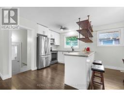 1951 DULUTH CRESCENT - 12